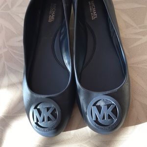 NWT Michael Kors ballet flats navy size 8